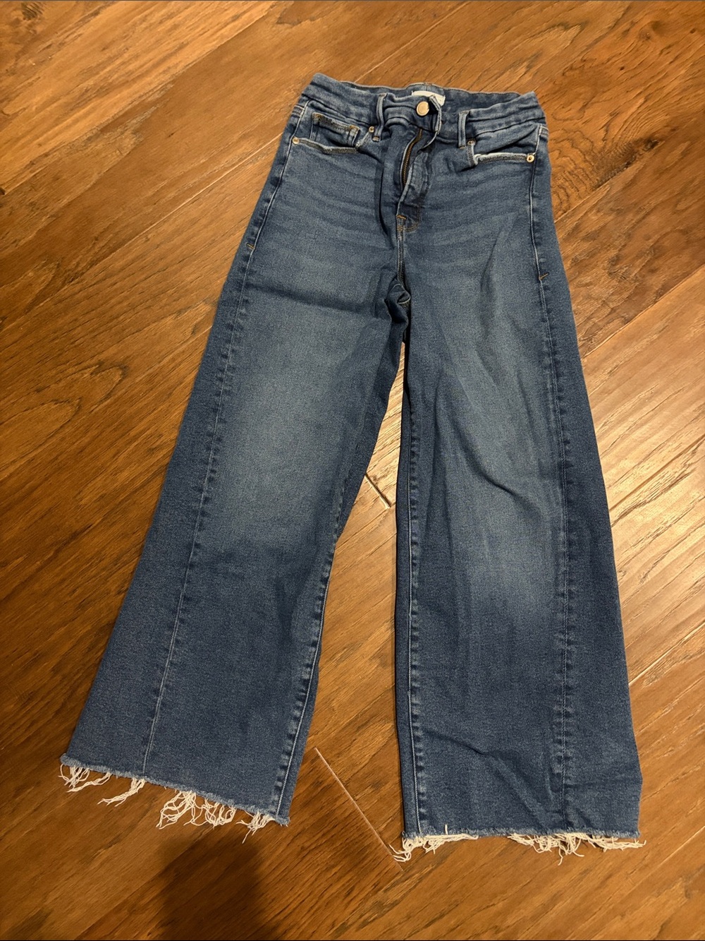 Good American Dark Blue Wide-Leg Jeans with Frayed Hem